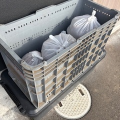 りんご箱コンテナの画像