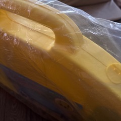 レジャーテーブル円型カップホルダー付 
新品未開封の画像