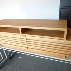 未使用/新品　訳あり特価　テレビ台 伸縮タイプ 幅110～210cm アルダー無垢 天然木 マルチ収納 完成品 ナチュラル　アウトレットの画像