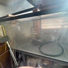 特大水槽 台付きの画像