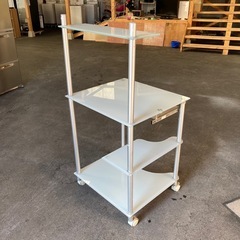 パソコンデスクの画像