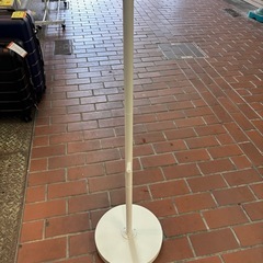 ポールハンガー　　服　帽子　カバン　スーツ　ランドセル　　事務所まとめ買い歓迎　卸ます　アマゾン引き上げ商品　倒産品　ネット商材　卸ます　転売　アマゾン引き上げ商品　卸し　問屋　倒産品　転売OK　ネット商材　アマゾン　商品　
の画像