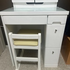 タダで差し上げます「ドレッサー」の画像