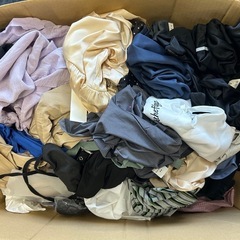 【新品】アウトレット　アパレル　アソートボックス　取り置きなし　先着順　引取り限定　【〜12/13まで】の画像