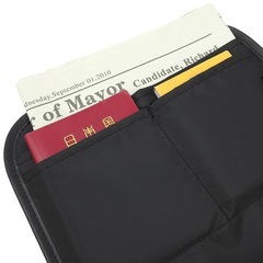 MARY QUANTポーチの画像