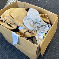 【新品】アウトレット　アパレル　アソートボックス　取り置きなし　先着順　引取り限定　【〜12/13まで】の画像