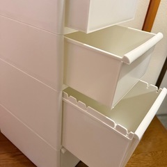 収納ボックスの画像