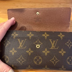 ルイヴィトンモノグラム三つ折り長財布の画像