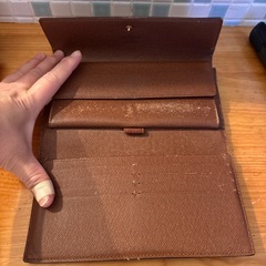 ルイヴィトンモノグラム三つ折り長財布の画像