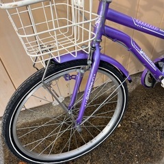 子供用自転車24インチ　ピンク色　鍵ありの画像
