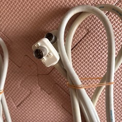 テレビアンテナケーブル　3本の画像