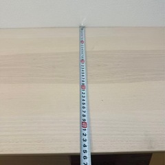 高めな机の画像