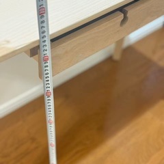 高めな机の画像