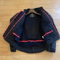 KUSHITANI  レーザージャケットの画像