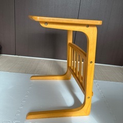ソファサイドテーブルの画像