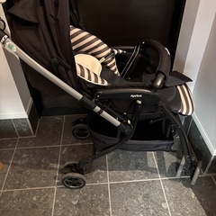 【取引中】美品　アップリカ　ベビーカーの画像