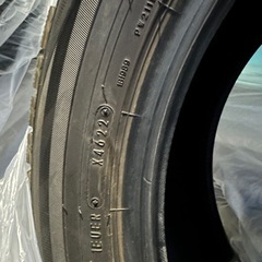 2022年製 
DUNLOP ダンロップ スタッドレスタイヤ スタッドレス WINTERMAXX ウィンターマックス 215 60 17 215/60R17 バリ山の画像