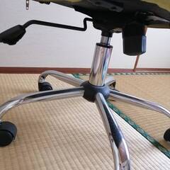 【デスクチェア／オフィスチェア】（500円／直接引き取り希望）の画像