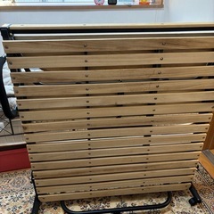 キャスター付き折りたたみスノコベッド
の画像