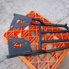 ホンダ GROM MSX125 リアキャリア ブラック スチール製 グロム　トップケース用の画像