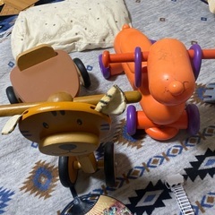 子ども用おもちゃ(いろいろな種類の品物があります)
。の画像