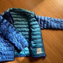 薄型ダウンジャケット（ユニクロ・ジュニア、キッズ向け）の画像