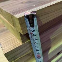 杉　板　モルダー加工済みの画像