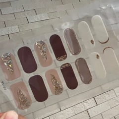 【新品・未使用】ネイルシール　1枚100円の画像