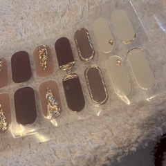 【新品・未使用】ネイルシール　1枚100円の画像