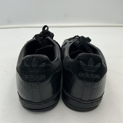 adidas スニーカー　28.5cmの画像