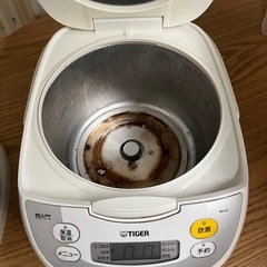 炊飯器の画像
