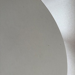 ラウンドテーブルの画像