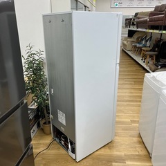 YAMADA ヤマダ ノンフロン冷凍冷蔵庫 YRZ-F23K 2022年製 2ドア 右開き 定格内容積236lキッチン家電 冷蔵庫 のご紹介です！の画像