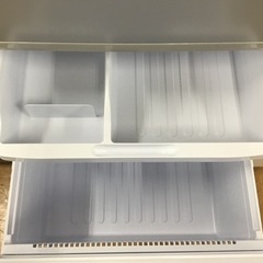 【トレファク神戸新長田店 買取/販売】取りに来られる方限定！SHARPの3ドア冷蔵庫2019年製のご紹介です！の画像