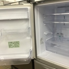 【トレファク神戸新長田店 買取/販売】取りに来られる方限定！SHARPの3ドア冷蔵庫2019年製のご紹介です！の画像