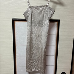 長めキャミソール3着の画像