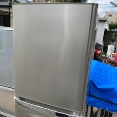 三菱冷蔵庫　5ドアの画像