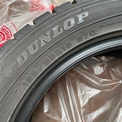 スタッドレスタイヤの画像