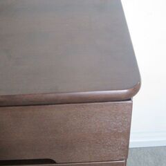 木製チェスト 4段 別注　特別誂え　介護施設納品　ハイグレード　天板角丸の画像