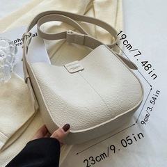 【新品未使用】ショルダーバッグの画像