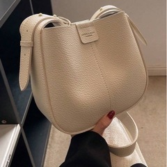 【新品未使用】ショルダーバッグの画像