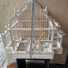 お城みたいな鳥かごの画像