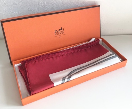 M【未使用品】鑑定済みHERMES エルメス シルク ハンカチ シルク100