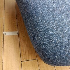 ★リユースのサカイつくば店★TK7642  一人掛けソファ ネイビー H73×D73×W67 クリーニング済みの画像
