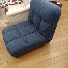 ★リユースのサカイつくば店★TK7642  一人掛けソファ ネイビー H73×D73×W67 クリーニング済みの画像