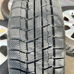 16インチ スタッドレスタイヤの画像
