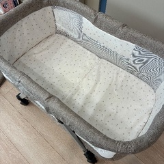 折りたたみベビーベット　蚊帳付きの画像