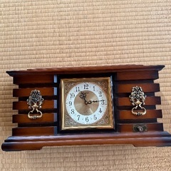 置き時計の画像