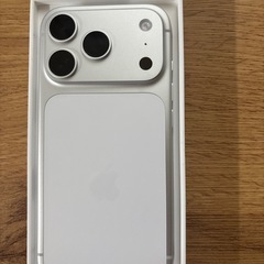 iPhone17pro     220000円
の画像