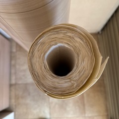 フロアマットと壁紙　DIYの画像